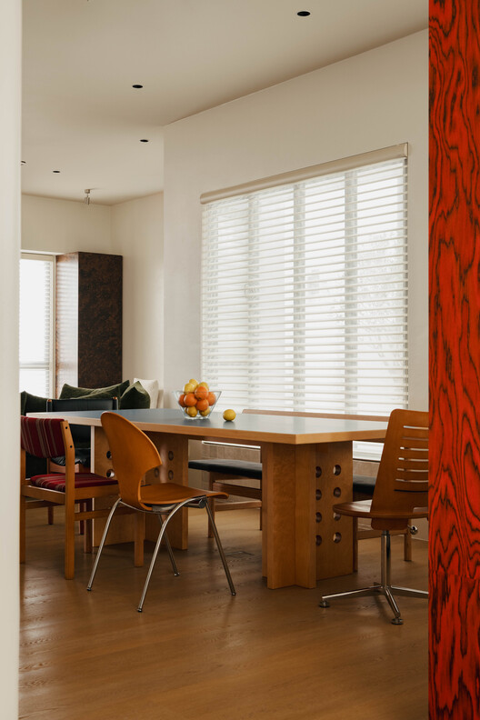 16 Crimson Unfold Apartment / Wuuu Studio - Interior Photography, Dining room, Wood, Chair, Table, Lighting, Glass
