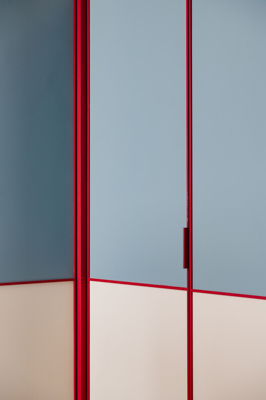 16 Crimson Unfold Apartment / Wuuu Studio - Image 20 of 24
