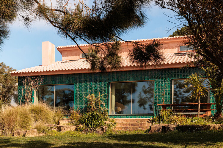 Casa Azóia AIP / João Tiago Aguiar, Arquitectos - Fotografía exterior