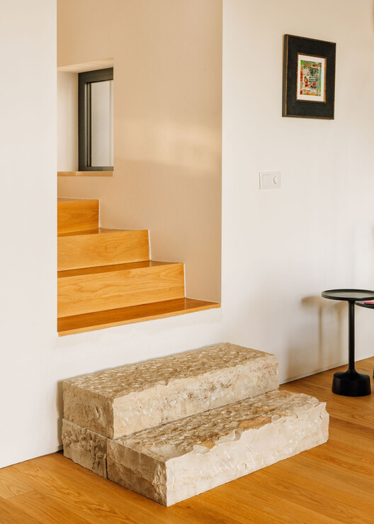 Casa Pinhal SS & RV / João Tiago Aguiar, Arquitectos - Fotografia de Interiores, Escada, Madeira, Corrimão