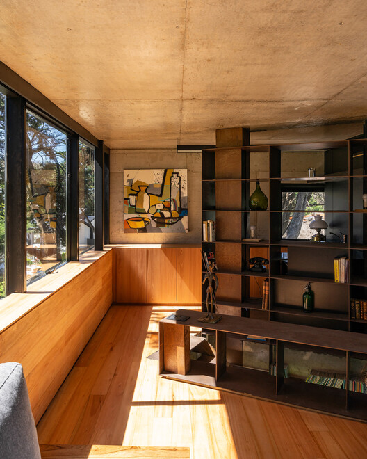 House Moro / TAM - Guillermo Elgart - Interior Photography, Kitchen, Wood, Chair, Glass