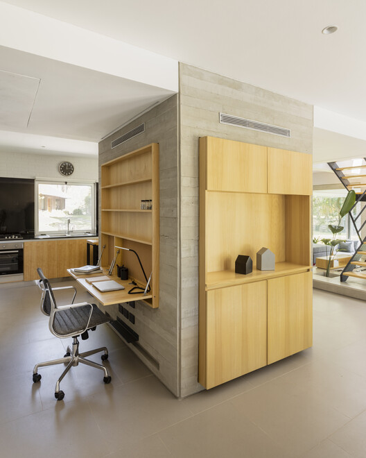 Cabin 192 / Daniel Canda, arquitecto - Fotografía interior, Cocina, Madera, Estanterías, Mesas, Iluminación, Sillas, Vidrio