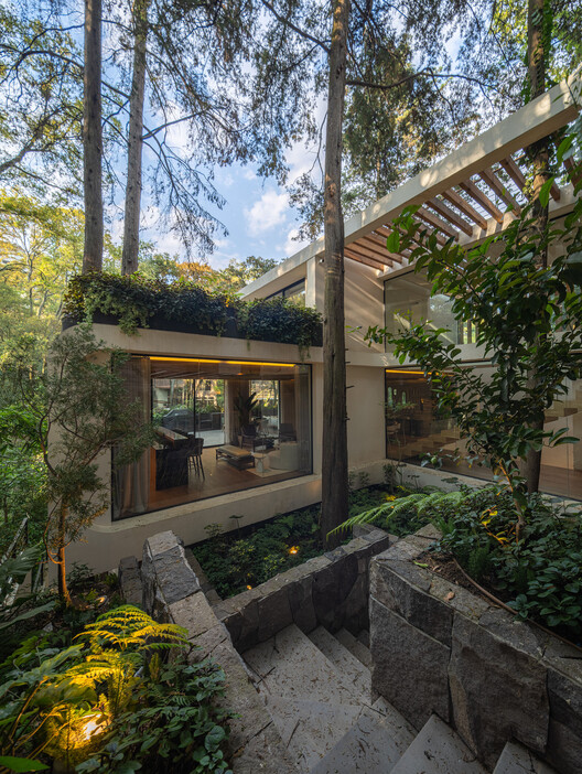Casa LAI  / BROISSIN - Imagen 11 de 32