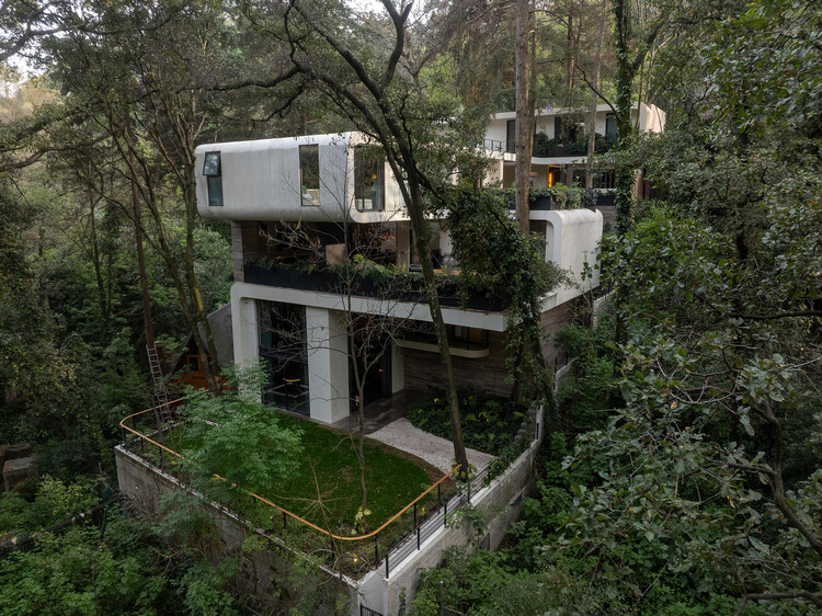 Casa LAI / BROISSIN - Imagen 2 de 32
