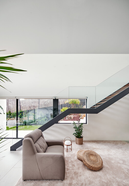 PR/GUILM CASA CARRERA - Fotos interiores, sala de salón, Ceilán, sillas