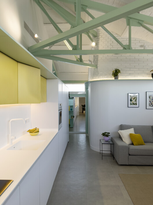 Casa JN109 / SUAV - Fotografia de Interiores, Iluminação, Cozinha, Bancada, Vidro, Cadeira