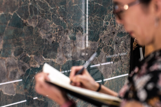 Tocar y ver materiales para diseñar: 4 moodboards sensoriales creados desde el showroom - Imagen 9 de 13