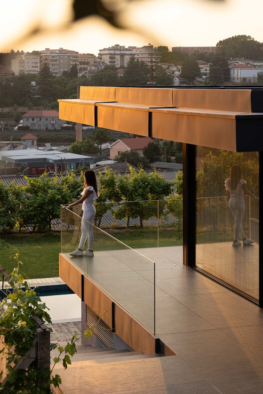 Casa da Encosta / Ricardo Azevedo Arquitecto - Fotografia de Exterior, Balcão