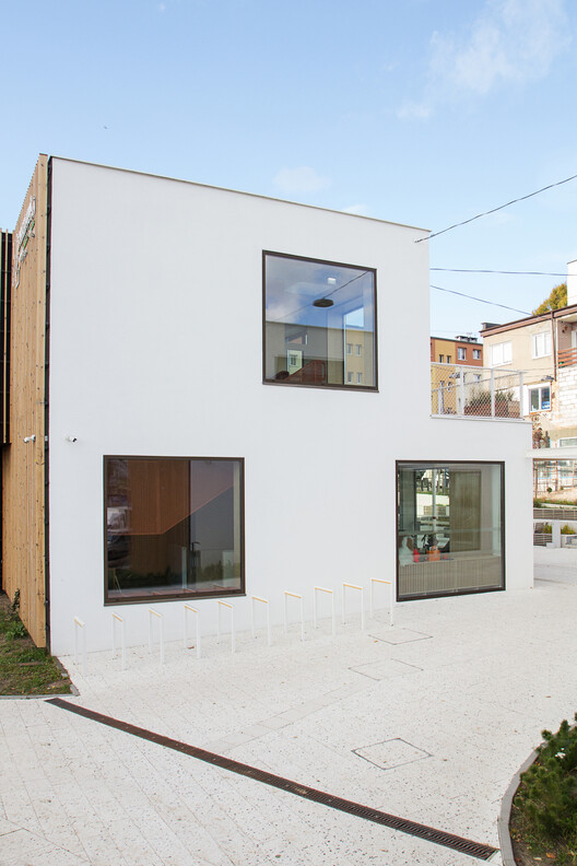 Widna Haven Community Center and Library / PB STUDIO + studiomania + IPA Ipreferanalog - Exterior Photography, Facade, Concrete