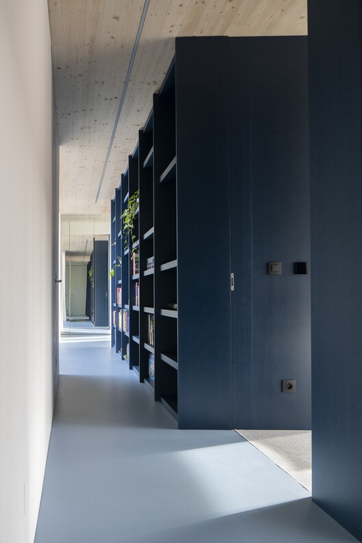Rdom 2 House / Šercel Švec - Interior Photography, Shelving