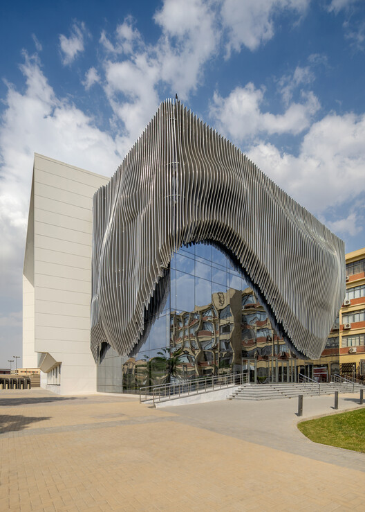 Ain Shams University Campus Main Theater / El-Maghraby Design House + Prof. Dr. Gamal El-Kholy - Exterior Photography
