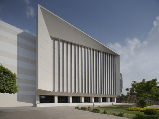 Ain Shams University Campus Main Theater / El-Maghraby Design House + Prof. Dr. Gamal El-Kholy - Image 5 of 44