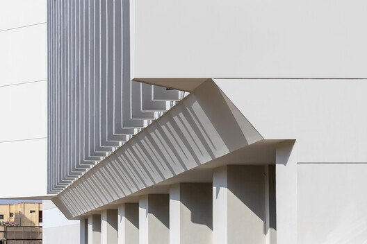 Ain Shams University Campus Main Theater / El-Maghraby Design House + Prof. Dr. Gamal El-Kholy - Image 14 of 44
