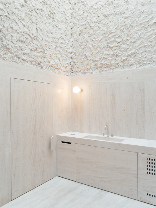Siyadi Pearl Museum / Studio Anne Holtrop - Interior Photography, Kitchen, Sink