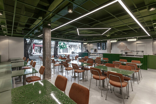 Diletto Pastas - Barrio Chino / Cupla Arquitectura - Lucia Vallve & Tomas Mielnikowicz - Fotografía interior, Comedor, Sillas, Vidrio