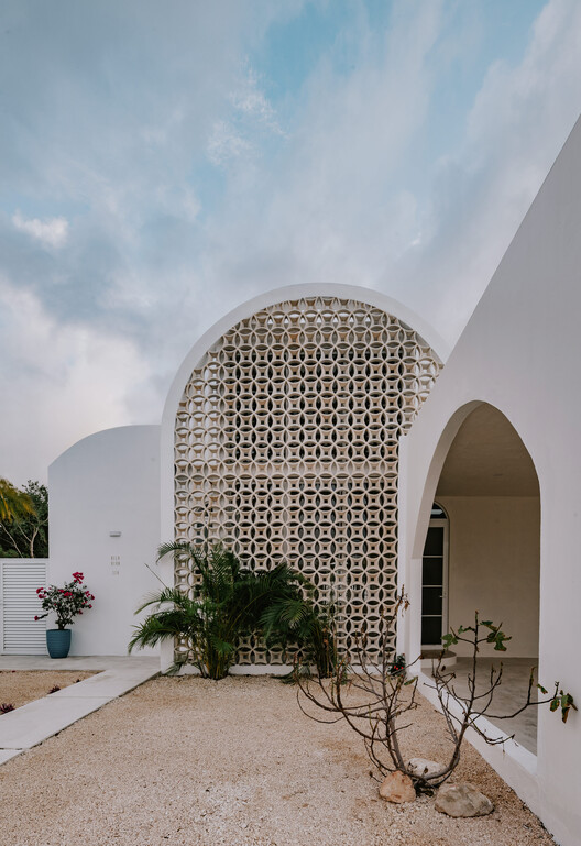 Villa Nink El Arca / Arquitectura Elemental - Fotografía exterior, Arco, Arcada