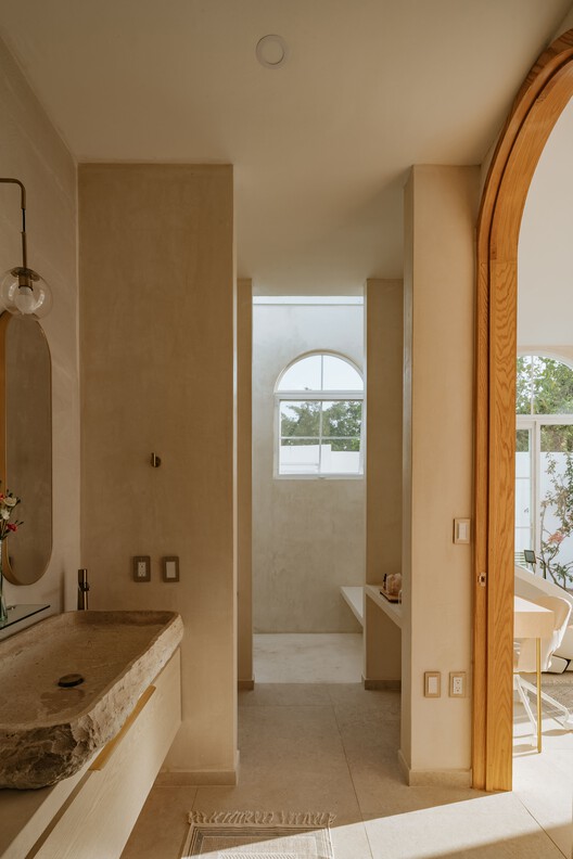 Villa Nink El Arca / Arquitectura Elemental - Fotografía interior, Baño, Madera, Iluminación, Tarjas, Puerta, Vidrio