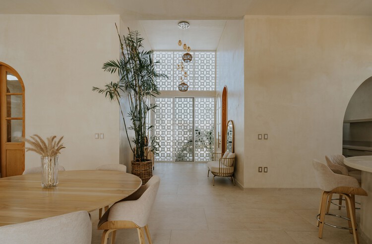 Villa Nink El Arca / Arquitectura Elemental - Fotografía interior, Madera, Sillas