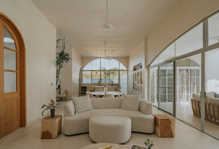 Villa Nink El Arca / Arquitectura Elemental - Fotografía interior, Sala de estar, Iluminación, Sillas