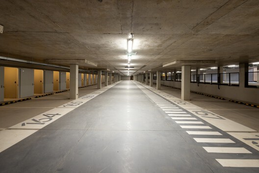 252 Marathon Apartamentos / COMUN + [TAA] Taller de Arquitectos Asociados - Imagen 17 de 27