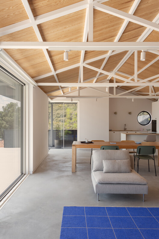 The Grasshome / EME157 Estudio de Arquitectura - Fotografía interior, Sala de estar, Sillas, Fijación Vigas