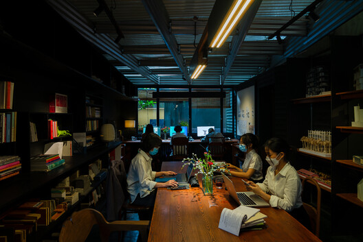 Office of tho.A / Atelier tho.A - Interior Photography, Table, Lighting, Chair, Shelving