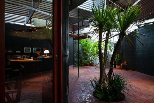 Office of tho.A / Atelier tho.A - Interior Photography