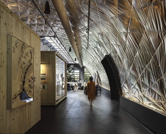 Skylab Headquarters + SkylabSHOP / Skylab Architecture - Interior Photography, Lighting, Glass, Beam, Steel