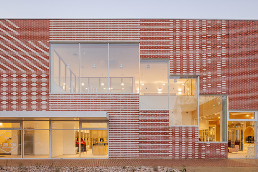 (S)pace Pariselle Educational Building / Architecture Patrick Mauger + D’HOUNDT+BAJART architectes&associés - Exterior Photography