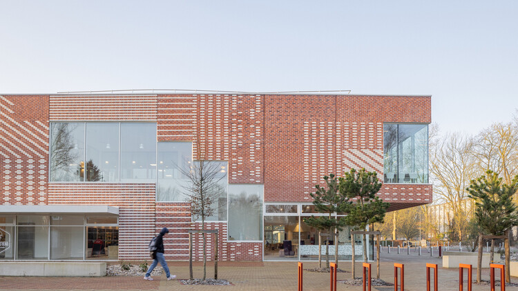 (S)pace Pariselle Educational Building / Architecture Patrick Mauger + D’HOUNDT+BAJART architectes&associés - Exterior Photography
