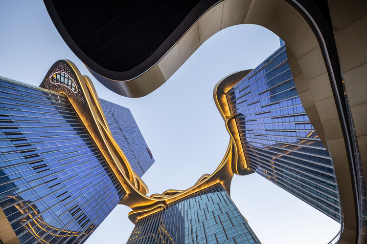 横琴铁建广场 / Aedas - 室内图