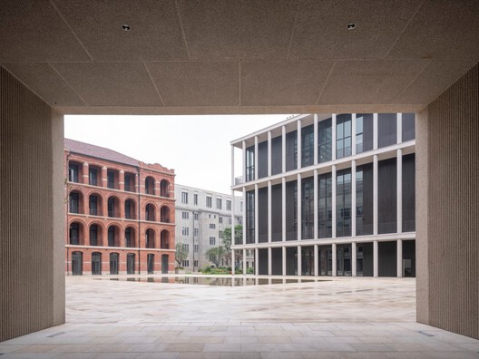 From Expansion to Enhancement: Shanghai's Urban Development Framework - Image 14 of 33