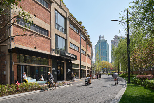 From Expansion to Enhancement: Shanghai's Urban Development Framework - Image 17 of 33