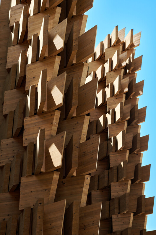The Polish Pavilion at Expo Osaka 2025 Resembles Spreading Wave of Creativity and Innovation - Image 8 of 17