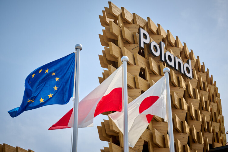 The Polish Pavilion at Expo Osaka 2025 Resembles Spreading Wave of Creativity and Innovation - Image 2 of 17