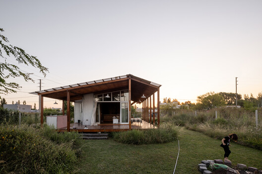 Casa Ona / Juliana Mondinalli - Franco Palacios Beltran - Imagen 10 de 37