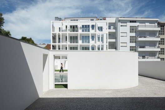 Edifício Residencial Vila Catarina / MASSLAB - Imagem 14 de 24