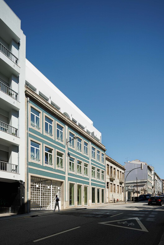 Edifício Residencial Vila Catarina / MASSLAB - Fotografia de Exterior, Fachada