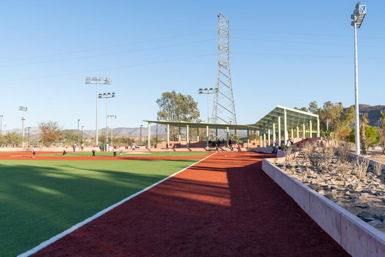 Masterplan & Conjunto Deportivo La Paz / CCA | Bernardo Quinzaños - Imagen 17 de 30