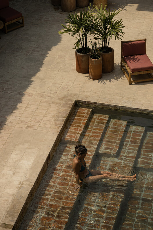 HOTEL HUMANO / Jorge Hernández de la Garza - Fotografía interior