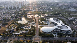 Dingzhou Cultural and Sports Center / THAD