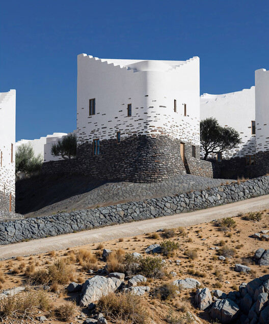 Living Together: 8 Conceptual Projects Rethinking Collective Housing in Sites from Tehran to Tirana - Image 27 of 53