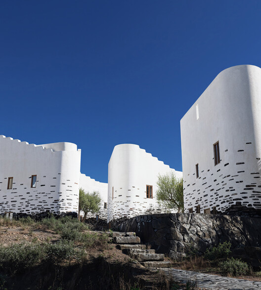 Living Together: 8 Conceptual Projects Rethinking Collective Housing in Sites from Tehran to Tirana - Image 25 of 53