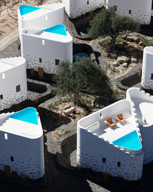 Living Together: 8 Conceptual Projects Rethinking Collective Housing in Sites from Tehran to Tirana - Image 28 of 53