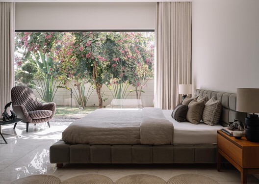Anand Home / Hiren Patel Architect Design - Interior Photography, Bedroom, Bed, Lighting