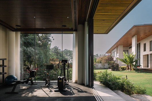 Anand Home / Hiren Patel Architect Design - Interior Photography, Garden, Courtyard