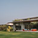 Anand Home / Hiren Patel Architect Design - Houses