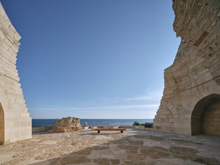  Fortaleza de Seddülbahir / KOOP Architects + AOMTD - Imagen 21 de 47