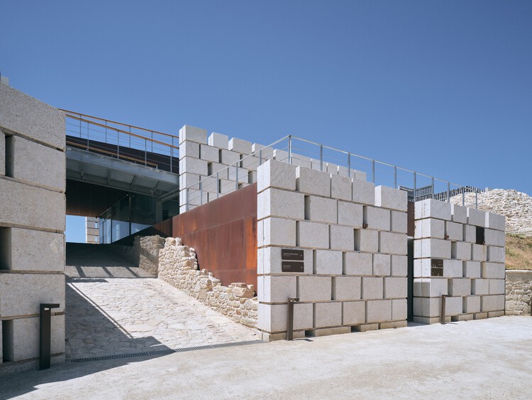  Fortaleza de Seddülbahir / KOOP Architects + AOMTD - Imagen 3 de 47