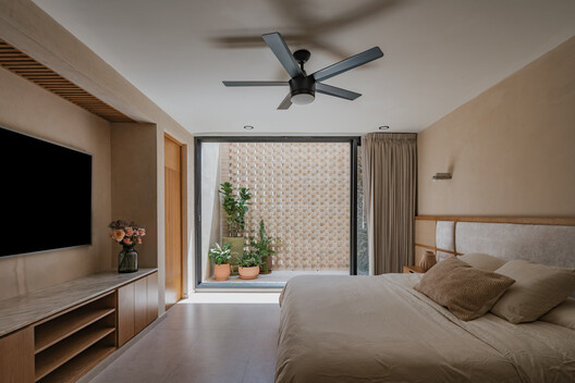 Casa ¨Eterna¨ / TARA Arquitectura - Fotografía interior, Dormitorio, Iluminación